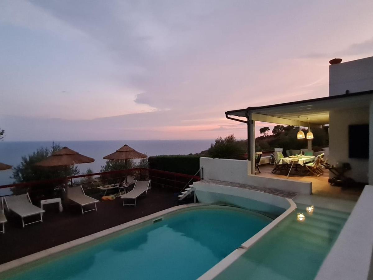Resort Luna Rossa Sperlonga Exteriör bild